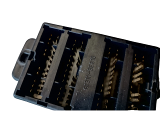 Блок управления 913103E810 KIA Sorento