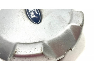 Заводская крышка (крышки) от центрального отверстия колеса