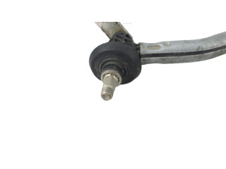 Моторчик дворников 67636914577    BMW X3 E83