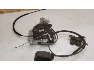 Замок задней крышки