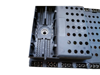 Блок предохранителей 30679527, 03W512 Volvo XC90