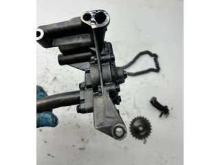 Масляный насос 038115121A    Volkswagen Caddy