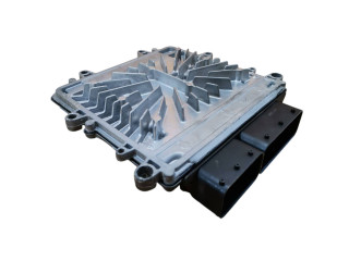 Блок управления двигателя 30771550, 1039S13902   Volvo XC90