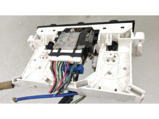 Блок управления климат-контролем MR398658 Mitsubishi Space Wagon