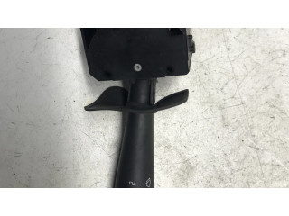 Переключатель дворников 8200792584, 901057666 Dacia Sandero