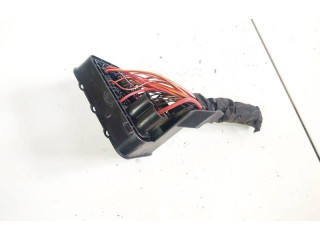 Блок предохранителей 15345261, 1534526-1 Volkswagen Golf Plus