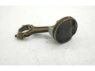  Поршень с шатуном    Maserati Quattroporte  