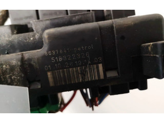 Блок предохранителей 8637841, 518322326 Volvo V70