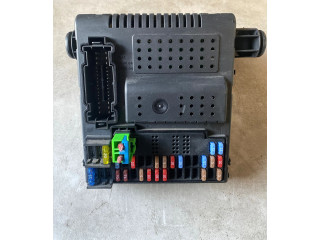 Pojistková skříňka 30765643, 28043320 Volvo XC90 2007