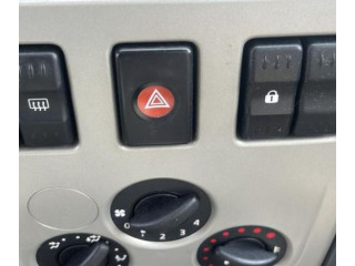 Зеркало электрическое Dacia Logan I 2004 - 2012 года