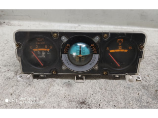 Přístrojová deska Mitsubishi Pajero 1988 MB521162
