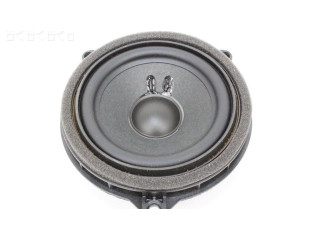 Громкоговоритель (громкоговорители) в передних дверях