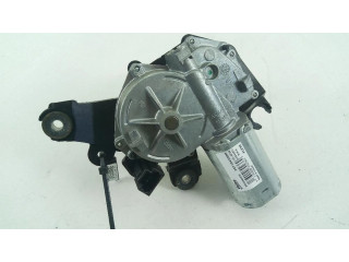 Моторчик заднего дворника     Dacia Duster