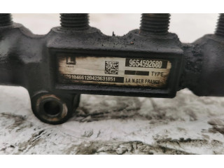 Vstřikovací lišta 9654592680, 120104661 Volvo S40