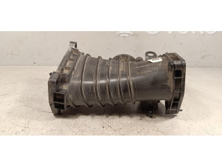 Vstřikovací lišta 06E130089AF   Audi Q7 4M     