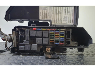 Блок предохранителей 9494211   Volvo S80