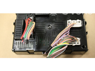 Модуль управления BSM 8201054128   Renault Clio III    