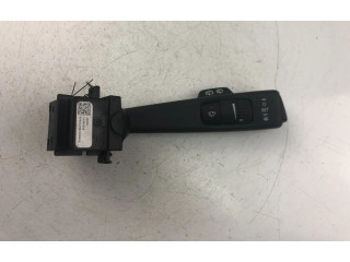 Подрулевой переключатель 31264354   Volvo V70