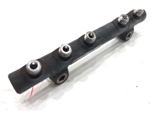 Топливная рампа 9685297580   Citroen C3  