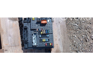   Pojistková skříňka 28017881   Volvo XC70 2006