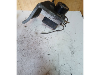 Блок АБС 8671224, 5WK84002   Volvo  V70  2000 - 2004 года