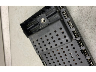 Блок предохранителей 9494673 Volvo S80