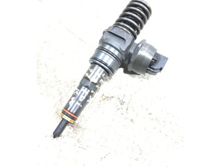 Форсунка 038130073AG    Volkswagen Jetta V   