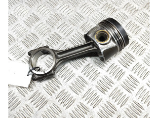  Поршень  04L107065A, 04L105401A  Skoda Octavia Mk3 (5E)  