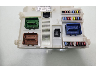 Pojistková skříňka 31412971AA Volvo S80 2016