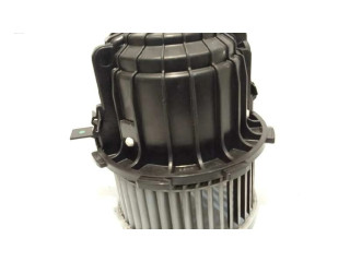 Вентилятор печки 8T2820021 Audi A5 Sportback 8TA