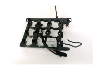 Блок предохранителей  1T1937503A, 1T1937503A   Volkswagen Touran I    