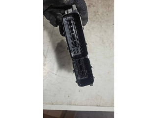 Блок управления двигателя 045906013B, 045906013E   Skoda Fabia Mk2 (5J)