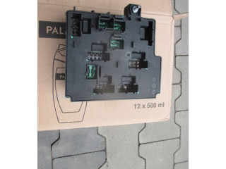 Блок предохранителей 31473588   Volvo XC90    