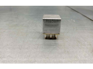 Блок предохранителей 0015420219 Mercedes-Benz S W140