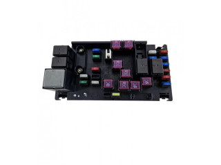 Блок предохранителей 82241SC070   Subaru Forester SH    