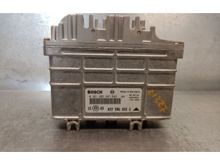 Řídící jednotka 032906026G, 0261203647BOSCH Volkswagen Vento 1996