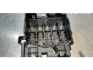 Pojistková skříňka 9J1937619 Porsche Taycan 9J1 2022