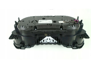 Панель приборов 3V0920741B   Skoda Superb B8 (3V)       