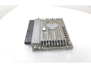 Řídící jednotka 03L906023PE Volkswagen Caddy 2011