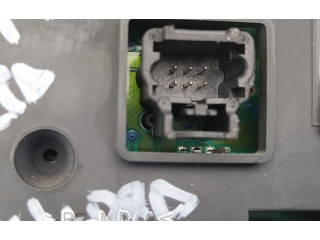 Дисплей    1496286080   Lancia Phedra