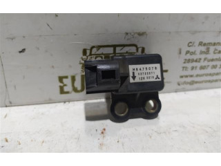 Блок предохранителей MB572255   Mitsubishi Montero    