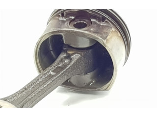 Поршень с шатуном D4F732 7701478732, 7701478732 Dacia Sandero