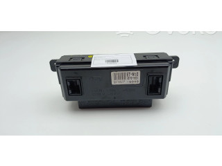 Дисплей    957101H100   KIA Ceed