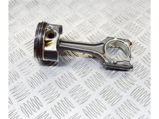 Píst 06K107065AG   Volkswagen Golf VII  pro benzínový motor 2.0 DJHA 