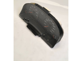 Přístrojová deska Audi 80 90 B3 1990 893919067, 231020025001