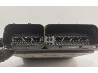 Блок управления двигателем Блок управления 03F906070HH Skoda Fabia Mk3 (NJ)