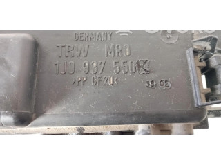 Блок предохранителей 1J0937550K   Seat Ibiza II (6k)    