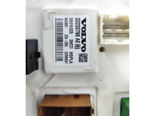 Блок комфорта 32233798   Volvo XC60   