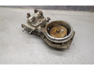 Vstřikovací lišta 0438121070, 026133353D   Audi 80 90 B3     