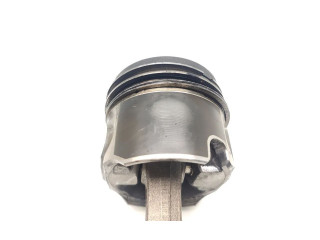 Поршень с шатуном Mitsubishi Outlander